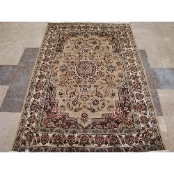 AHMEDANI Beige Beauty Floral Oriental Hand Knotted Wool Silk Carpet 6.1' X 4.1' Area Rug - Beige/ In Tan