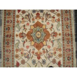 AHMEDANI Wow Medallion Flowers Rug Hand Knotted Wool Silk Carpet 3.1' X 5.1' Area Rug - In Ivory