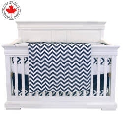 BEBELELO - 5 Pieces Bedding for Baby – And White With A Zigzag Pattern In Navy Blue