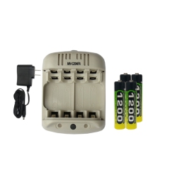 POWEREX Mh-C204Fa Aa / Aaa Smart Battery Charger & 4 X Aaa Nimh Accupower Micro Batteries (1200 Mah)