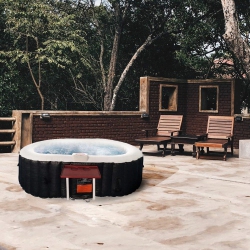 ALEKO Htio2Bkw Oval Inflatable Jetted Hot Tub With Drink Tray And Cover - 2 Person - 145 Gallon - Black And In White