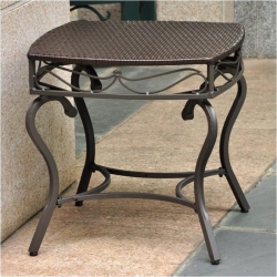 PEMBERLY ROW Wicker Patio Side Table In Chocolate