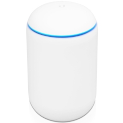 UBIQUITI Unifi Dream Machine Dual Band 802.11Ac Wave 2 4X4 Mu-Mimo Multifunction Device - Router/access Point/switch/security Gateway \w Integrated