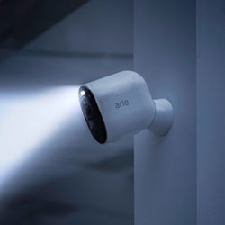 Arlo Ultra 2 Wire-Free Outdoor 4K UHD IP Security System