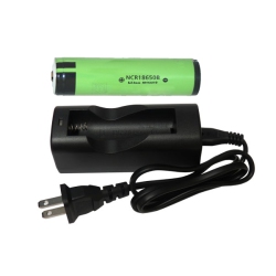 PANASONIC Li-Ion Charger (Single Slot) + 18650 3.6V 3400 Mah Li-Ion W/ PCb