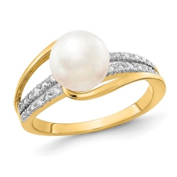 GEM AND HARMONY 14K Gold Freshwater Cultured Pearl Ring With Accent Diamonds In Yellow