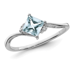 GEM AND HARMONY 1/2 Carat (Ctw) Princess-Cut Aquamarine Ring In Sterling In Silver