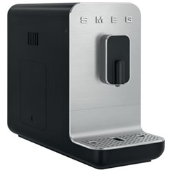Smeg Automatic Espresso Machine - Matte Black