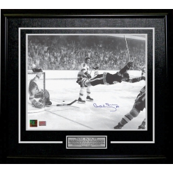 AUTOGRAPH AUTHENTIC Bobby Orr "the Goal" Signed 11X14 Framed Photo