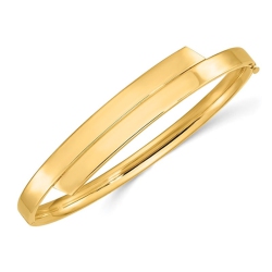 GEM AND HARMONY 14K Gold Overlap Hinged Bangle In Yellow