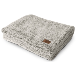 INITIAL Berber Blanket