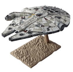BANDAI Star Wars 1/144 Scale Model Kit: Millennium Falcon "the Force Awakens" (Retired)