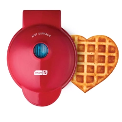 DASH Heart Mini Waffle Maker - - 80377868 In Red
