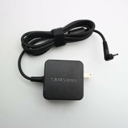 SAMSUNG New Genuine Notebook Np930X2K Np930X2K-K01Us Ac Adapter Charger 26W