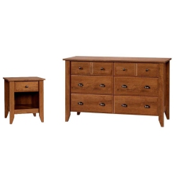 HOME SQUARE 2 Piece Bedroom Set With Dresser And Nightstand In Oiled Oak
