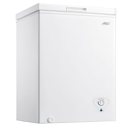 ARCTIC KING 5.0 Cu Ft Chest Freezer - Adjustable Thermostat, Removable Basket, Accessible Defrost Drain, Perfect for Medium Spaces - In White