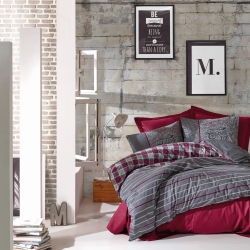 SUSSEXHOME Winter Wine In Chicago Duvet Cover Set Claret, Full Size Duvet Cover, 1 Duvet Cover, 1 Fitted Sheet And 2 Pillowcases, Iron Safe