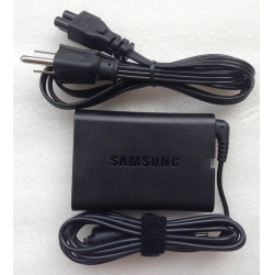 SAMSUNG New Genuine Series 5 9 Xe500C21 Np900X3A 40W 19V 2.1A Ac Adapter Charger