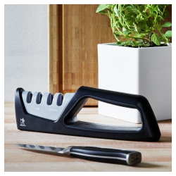 HENCKELS Knife Sharpener In Black