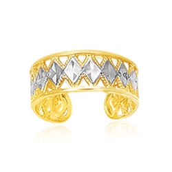 RCJ 14K Two-Tone Cuff Type Cut-Out Toe Ring With Diamond Design In Gold