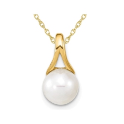 GEM AND HARMONY White Freshwater Cultured Pearl 7-8MM Pendant Necklace In 14K Gold With Chain In Yellow