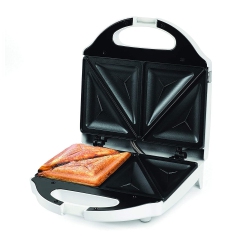 SALTON ESSENTIALS - Sandwich Grill With Non-Stick Surface In White