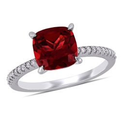 GEM AND HARMONY 3.05 Carat (Ctw) Cushion-Cut Garnet Ring In 14K Gold With Diamonds In White