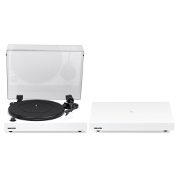 FLUANCE Rt82 Reference Hifi Vinyl Turntable Record Player With Ortofon Om10 Cartridge And Anti-Vibration Isolation Base