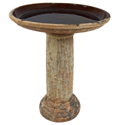 SUNNYDAZE DECOR Sunnydaze Toulon 24.5” H Lava Finish Bird Bath - Distressed Ceramic In Brown