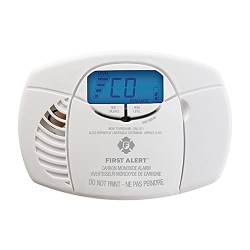 FIRST ALERT Battery Operated Carbon Monoxide Alarm With Digital Display