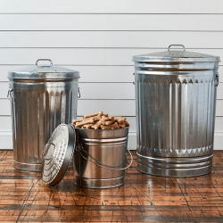 BEHRENS 6 Gallon Galvanized Steel Storage Can With Locking Lid And Wire Handle