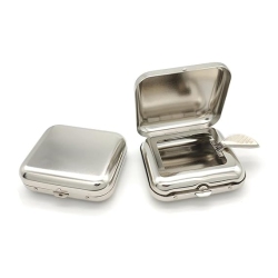 ISTAR Ashtray Metal Square Pocket Ashtray Metal Ash Tray Pocket Ashtrays With Lids Portable Ashtray In Multicolor