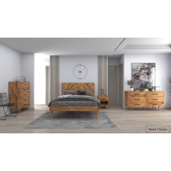 RUSTIC CLASSICS Cypress 4 Piece Reclaimed Wood Platform Bedroom Furniture Set In Spice (Queen)