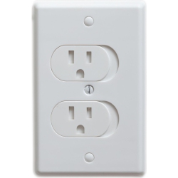 QDOS Universal Outlet Cover - Selfclosing 3 Pack In White