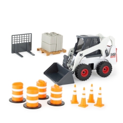 ERTL 1:16 Big Farm Bobcat Skid Loader Set