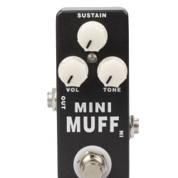 GREEN SCENIC All-Round Guitar Distortion Effects Pedal | Three-Stage Tone Control | True Bypass Design | Suitable for Beginners to Professionals