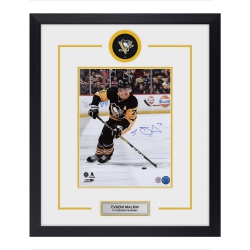 AJ SPORTS Evgeni Malkin Autographed Pittsburgh Hockey Puck Logo 23X27 Frame In Multicolor