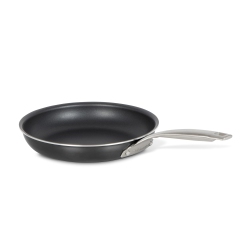 CUISINART 10" Gourmet Pro Non-Stick Aluminum Skillet, Ptfe/pfoa-Free (Gca22-24Nsc) In Green
