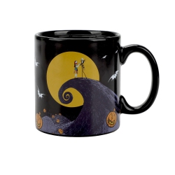 BIOWORLD The Nightmare Before Christmas 20 OZ Heat Reactive Ceramic Mug