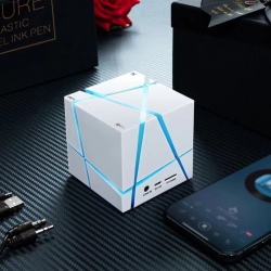 THE WAY Magic Cube Bluetooth Smart Speaker Creative Colored Lights Mobile Phone Subwoofer Portable Wireless Mini (Supports Card Insertion