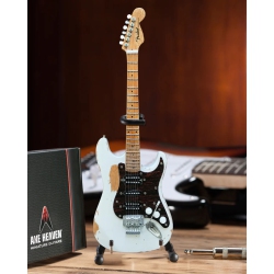 AXE HEAVEN Motley Crue - Fender Stratocaster Vintage Mini Guitar Replica Mm-262 [Collectables] In White