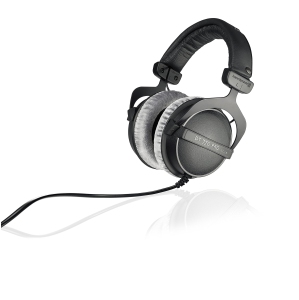 beyerdynamic DT 770 PRO 250 Ohm Over-Ear Studio Headphones. Enclosed design, wired for professional recording and monitoring