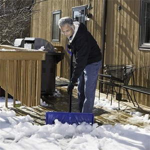 Snow Joe SJEG24 Snow Joe Edge 2-In-1 24-inch Poly Blade Snow Pusher and Ice Chopper Blue
