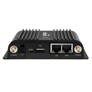 Cradlepoint - IBR900 Rugged Compact Router Enterprise Vehicles LTE Advanced Cat 6 Modem WiFi Power/GPIO Cable
