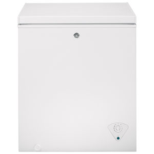 GE 5.1 Cu. Ft. Chest Freezer (FCM5STWW)