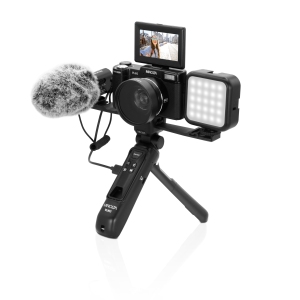 Minolta MND60V 64 MP Autofocus / 4K60FPS Ultra HD VLOG Camera Kit