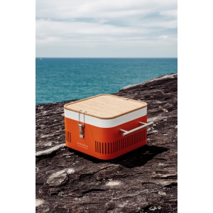 Everdure Charcoal Cube – convenient, portable BBQ