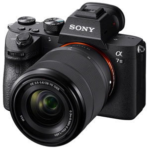 Appareil photo sans miroir plein format Sony Alpha 7 III avec kit d'objectif 28-70mm