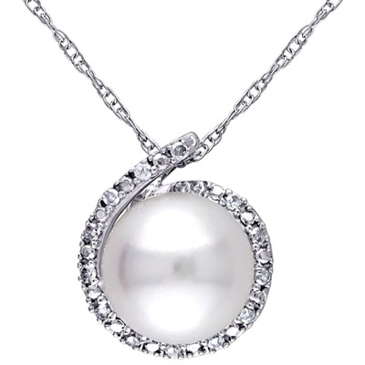 Image of 10K White Gold White Round Freshwater Pearl & 0.07ctw GHI I2-I3 Diamond Pendant
