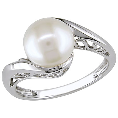 Image of 10K White Gold with White Freshwater Pearl Ring - Size 6